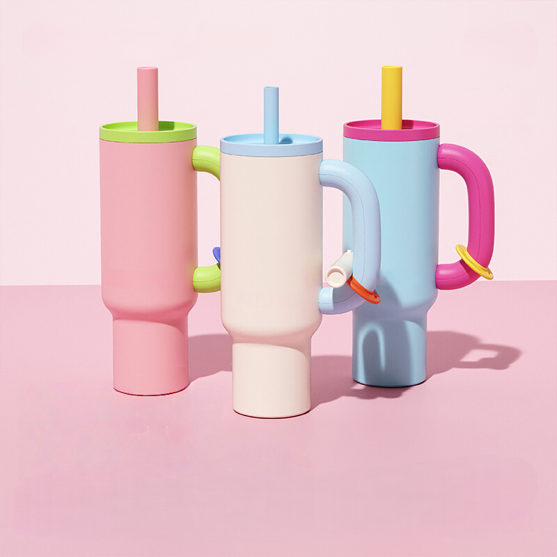 CHaKOLAB Hexu Jumbo Straw Insulated Tumbler – Stylish Large-Capacity Car Cup