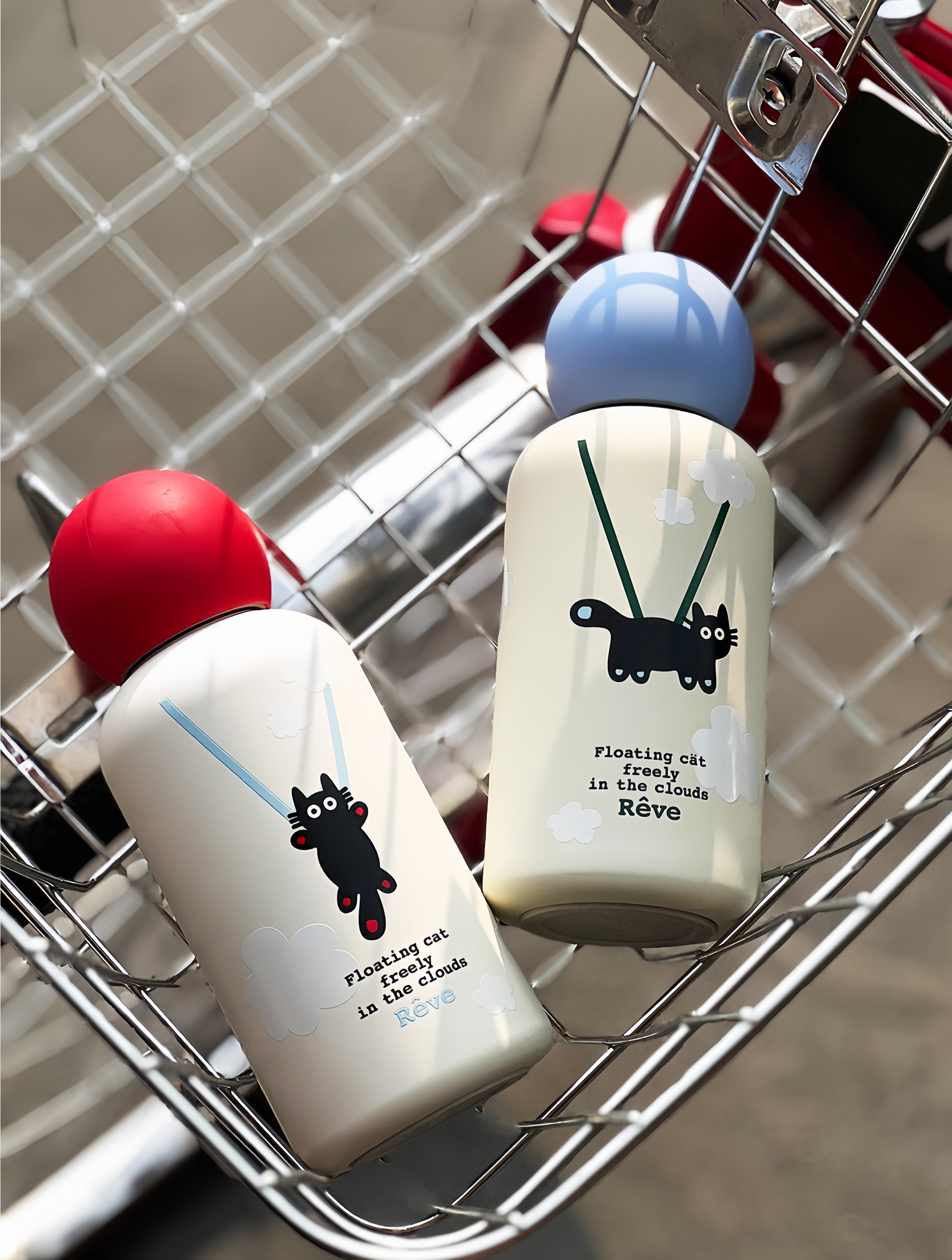 316 Stainless Steel Vacuum Insulated Travel Mug – 350mL Portable Thermos Cup | “Hot Air Balloon Black Cat” Design